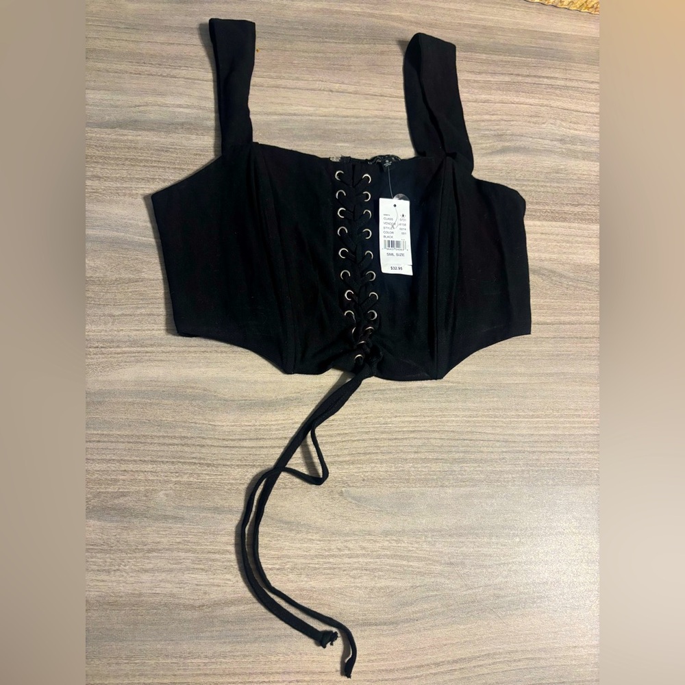 NWT / Kendall & Kylie / Black Corset-Style Women's Top / Size Small